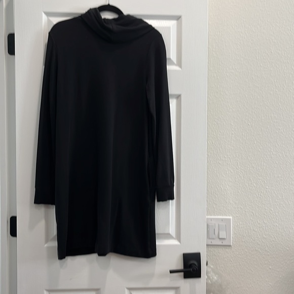 Gap turtleneck dress‎ with pockets and banded sleeves - Picture 2 of 4